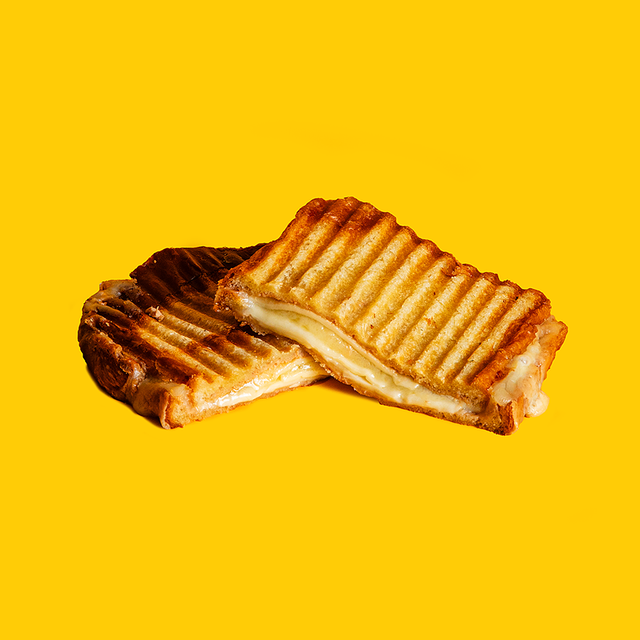 Grilled-cheese aux Trois Fromages