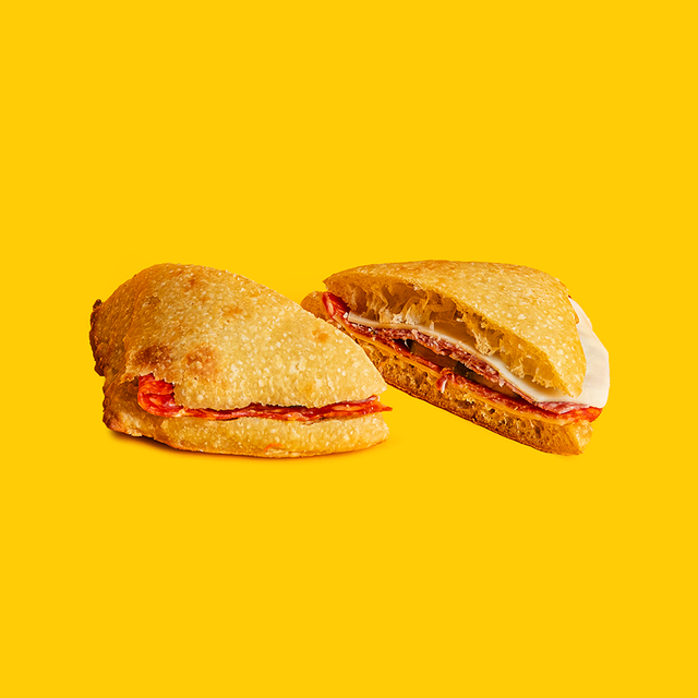Panini Salami, Calabrese & mozzarella